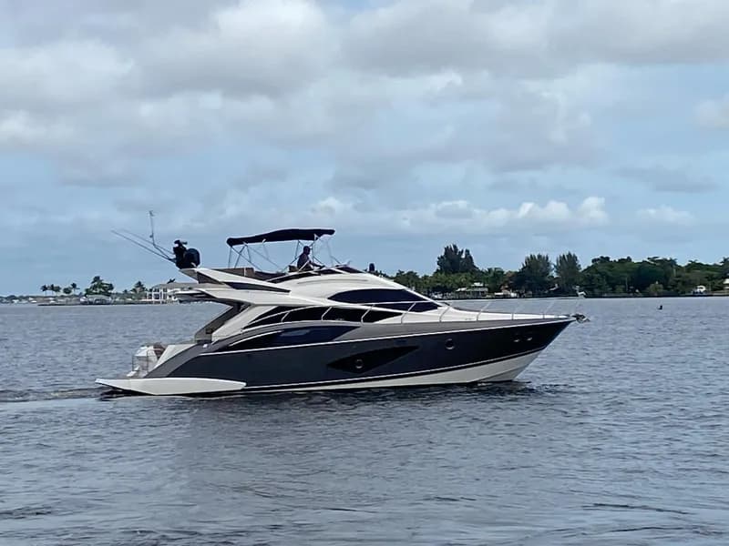 2017 Marquis 500 Sport Yacht, photo 1 of 20