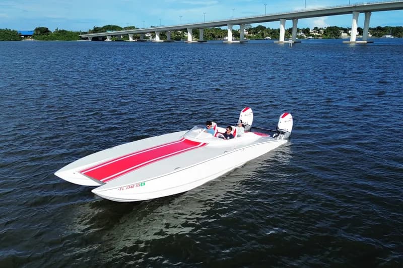 2022 HellKats 32 Wide Body, photo 1 of 7